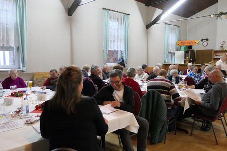 Teilnehmer der Weihnachtsfeier