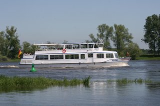 Rundfahrt auf der Elbe